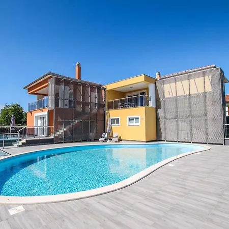 Apartmán Near Dusan Dzamonja Sculpture Park In Fontane Funtana